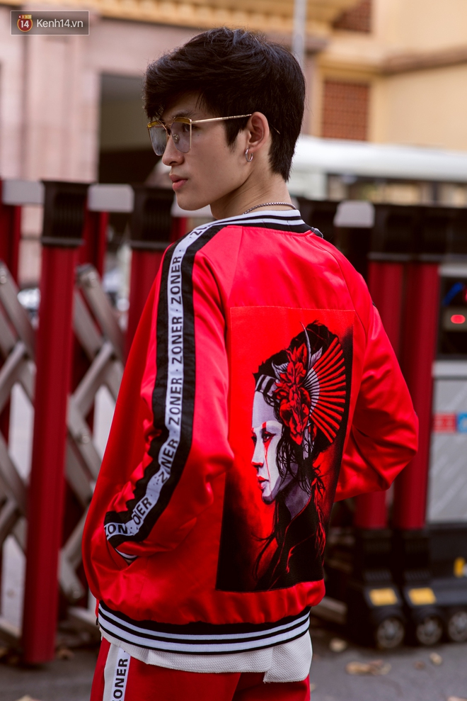 Kh&ocirc;ng c&ograve;n lậm đen trắng, street style của giới trẻ Việt tuần qua bỗng m&agrave;u m&egrave; v&agrave; ch&oacute;i lọi hơn bao giờ hết - Ảnh 7.