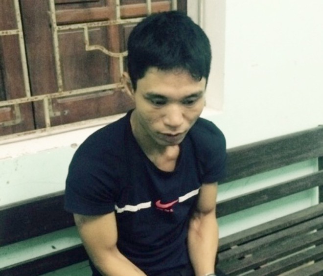 Nghệ An: Kẻ gian d&ugrave;ng s&agrave;o lấy ch&igrave;a kh&oacute;a, ngang nhi&ecirc;n mở cửa v&agrave;o khoắng t&agrave;i sản - Ảnh 1.
