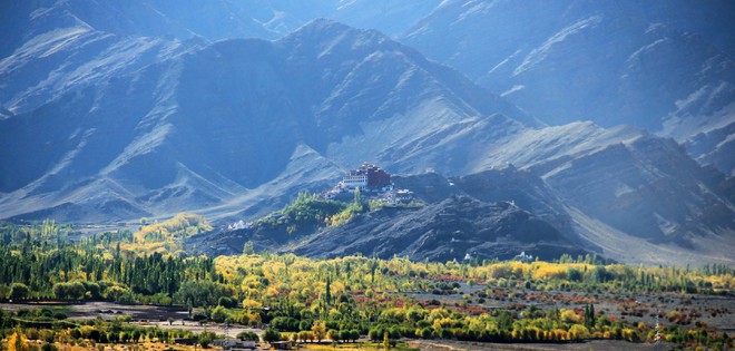 Mùa thu ở Ladakh: Hành trình trải nghiệm của 1 phụ nữ Việt đến nơi đẹp tựa “thiên đường ẩn giấu” ở Ấn Độ - Ảnh 13.