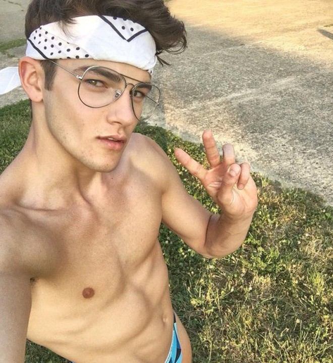 &quot;Next Top &#193;o&quot; chốt sổ năm 2017 với d&#224;n trai đẹp 6 m&#250;i cực hot! - Ảnh 2.