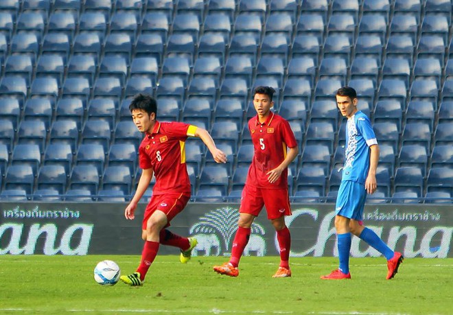 Đồng đội Công Phượng ngã vờ kiếm penalty cho U23 Việt Nam - Ảnh 3.