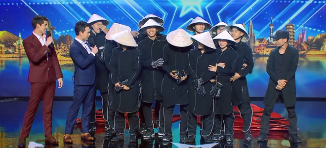 Lần thứ 2 xuất hiện, nh&oacute;m nhảy Việt Nam khiến gi&aacute;m khảo Asias Got Talent tranh c&atilde;i s&ocirc;i nổi - Ảnh 3.