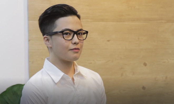 Clip: Nh&igrave;n quần &aacute;o t&oacute;c tai của c&aacute;c bạn trẻ n&agrave;y, đố bạn biết em đ&atilde; 18 hay chưa? - Ảnh 4.