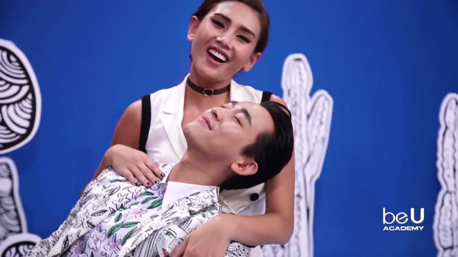 Đ&acirc;y l&agrave; MV C&oacute; em chờ phi&ecirc;n bản điệu chảy nước của V&otilde; Ho&agrave;ng Yến - Hứa Vĩ Văn! - Ảnh 4.