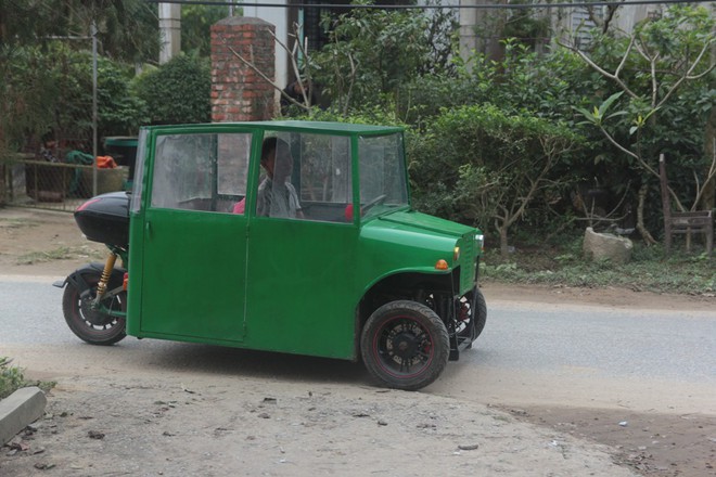 Nghệ An: Người đ&agrave;n &ocirc;ng tự chế xe &ocirc; t&ocirc; điện gi&aacute; 15 triệu đồng để chở con g&aacute;i đi học mỗi ng&agrave;y - Ảnh 9.