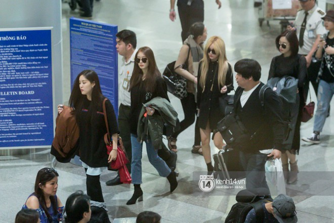 T-ara cùng dàn trai xinh gái đẹp Kpop đồng loạt đổ bộ, gây náo loạn sân bay Tân Sơn Nhất - Ảnh 9.