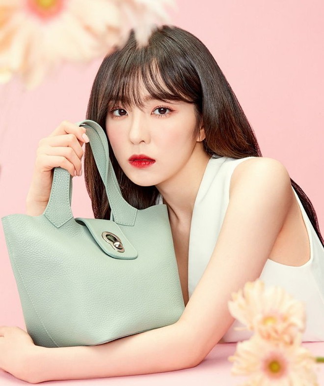 Irene bị fan hờn v&igrave; xinh đẹp qu&aacute; n&ecirc;n... ph&aacute; hoại cả quảng c&aacute;o thời trang - Ảnh 3.