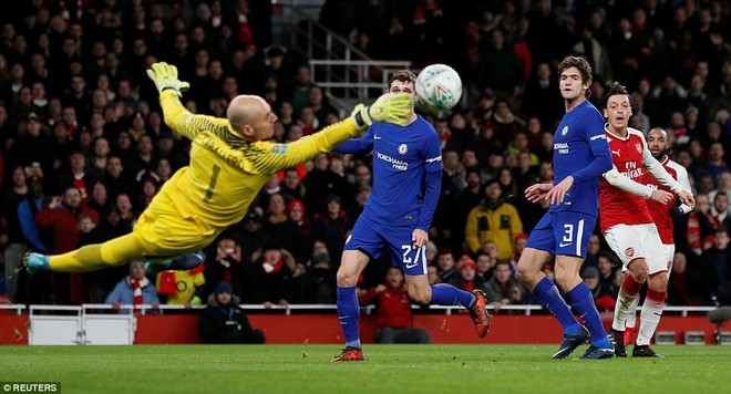 Hậu vệ đá phản lưới nhà, Chelsea nhìn Arsenal vào chung kết League Cup - Ảnh 6.