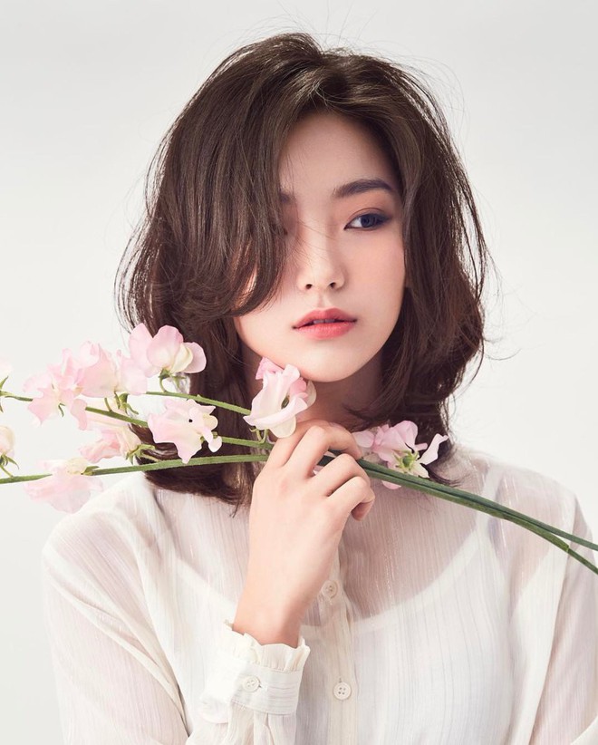 Dispatch tung top diễn vi&ecirc;n nh&iacute; lột x&aacute;c th&agrave;nh mỹ nh&acirc;n, nhưng c&ocirc; số 5 lại bị nghi dao k&eacute;o qu&aacute; đ&agrave; - Ảnh 15.