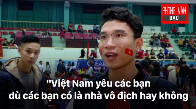 Phỏng vấn dạo: Cảm x&uacute;c của bạn như thế n&agrave;o khi U23 Việt Nam kh&ocirc;ng chiến thắng trận chung kết? - Ảnh 14.