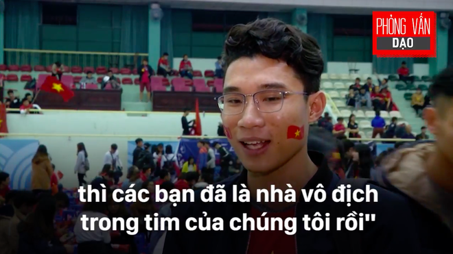 Phỏng vấn dạo: Cảm xúc của bạn như thế nào khi U23 Việt Nam không chiến thắng trận chung kết? - Ảnh 15.