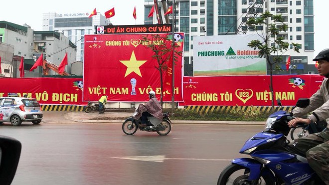 Mạng xã hội bắt đầu chia sẻ tràn ngập hình ảnh không khí cổ vũ U23 Việt Nam trước trận chung kết lịch sử - Ảnh 6.
