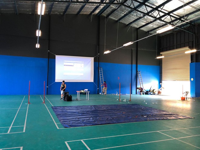 Ở xứ sở chuột t&uacute;i xa x&ocirc;i, hội người Việt cũng đang n&ocirc; nức chuẩn bị cho trận Chung kết AFC - Ảnh 5.