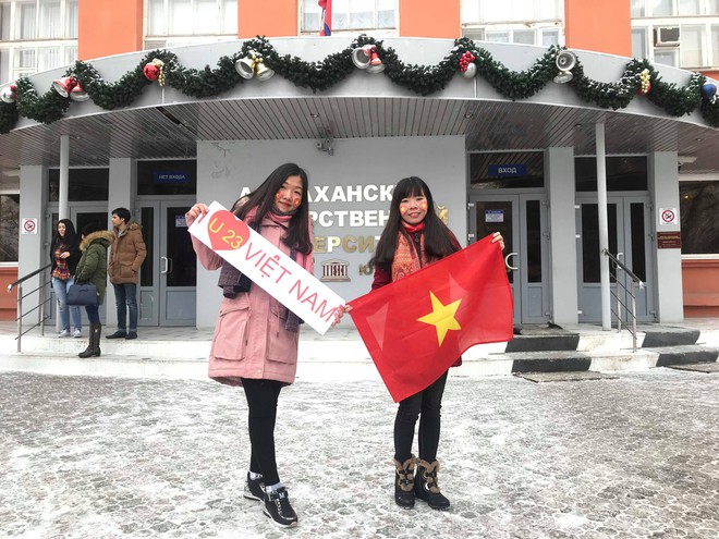 Bất chấp mưa tuyết, du học sinh Việt khắp thế giới đã sẵn sàng cổ vũ U23 Việt Nam! - Ảnh 2.