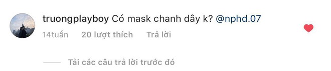 Tâm bất biến giữa dòng người vạn biến: Hồng Duy vẫn đăng bài về mỹ phẩm trên xe bus diễu hành - Ảnh 4.