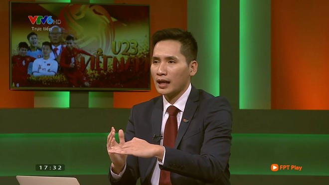 Bữa trưa vui vẻ đặc biệt đ&oacute;n U23 v&igrave; tắc đường m&agrave; k&eacute;o d&agrave;i sang cả bữa tối nhưng MC vẫn xuất sắc suốt 7 tiếng đồng hồ - Ảnh 5.