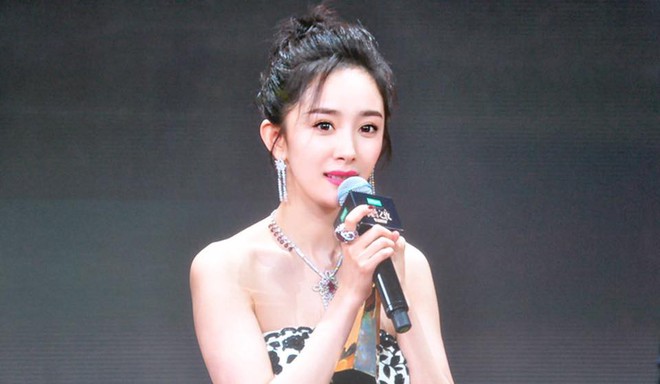Dương Mịch g&acirc;y tranh c&atilde;i khi thừa nhận được nghỉ cũng kh&ocirc;ng về nh&agrave; - Ảnh 1.