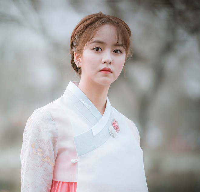 Không chỉ Hoa Du Ký, mọt phim Hàn hiện đang cực hóng phim mới của Kim So Hyun - Ảnh 10.