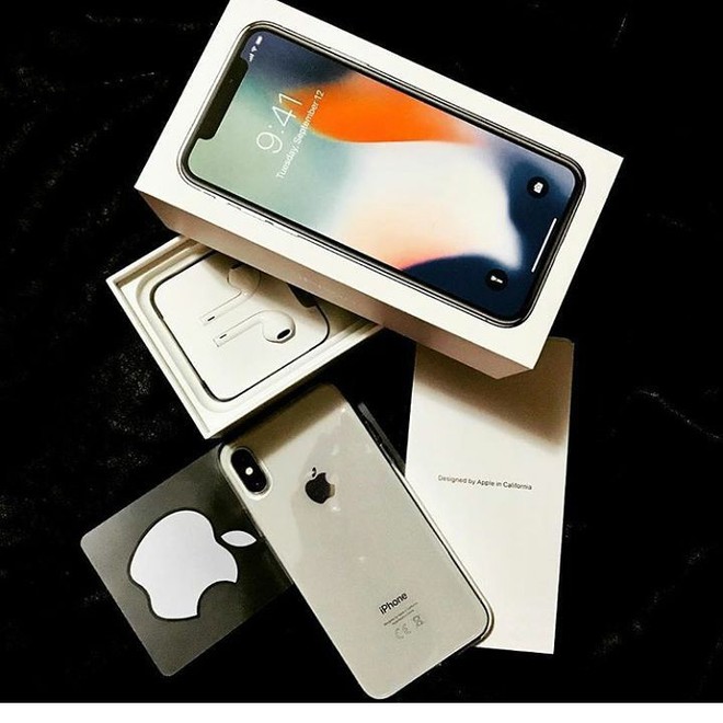 Cận Tết, giá iPhone X giảm mạnh 2-3 triệu đồng - Ảnh 1.