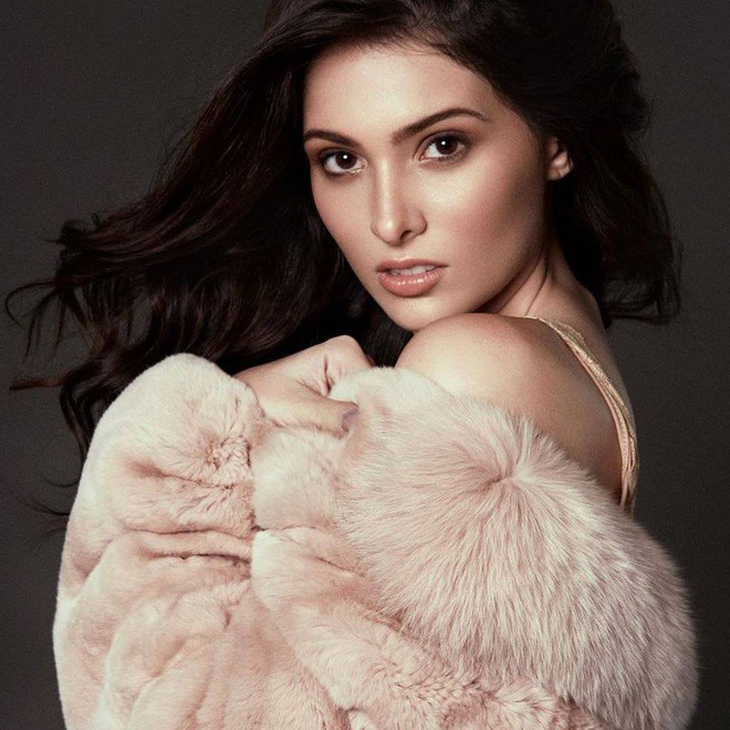 Đ&acirc;y l&agrave; nhan sắc vượt thời gian của 10 Hoa hậu đẹp nhất thế giới 2017 - Ảnh 6.