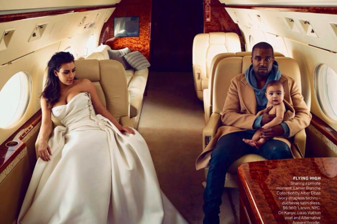 Cuộc sống thượng hạng của các con nhà Kardashian: 1 tuổi đã đeo kim cương, đi chơi khắp thế giới bằng phi cơ riêng - Ảnh 10.