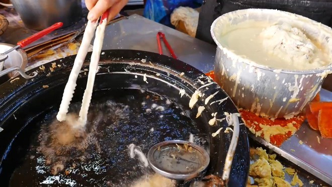 Đột nhập quầy ẩm thực đường phố ở Jecheon (H&#224;n Quốc) khiến thực kh&#225;ch ăn qu&#234;n cả lối về - Ảnh 4.