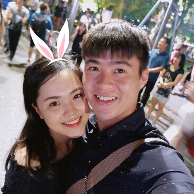 Mua to&agrave;n mỹ phẩm cao cấp tặng người y&ecirc;u, Duy Mạnh ch&iacute;nh l&agrave; so&aacute;i ca trong truyền thuyết  - Ảnh 1.