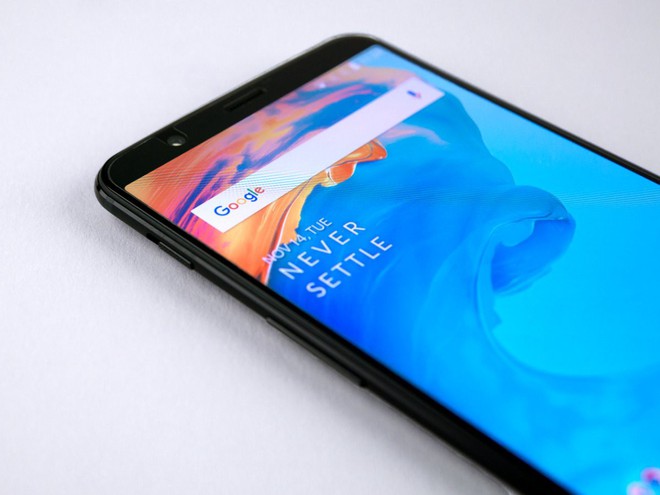 6 smartphone đ&aacute;ng mong chờ nhất nửa đầu 2018: bạn c&oacute; chấm được dế n&agrave;o chưa? - Ảnh 5.