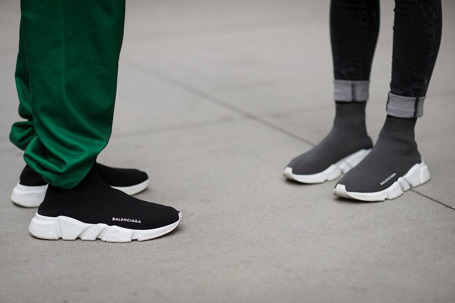 Mẫu sneakers mới nhất của Zara lại vướng nghi án đạo nhái Balenciaga và Rick Owens - Ảnh 4.