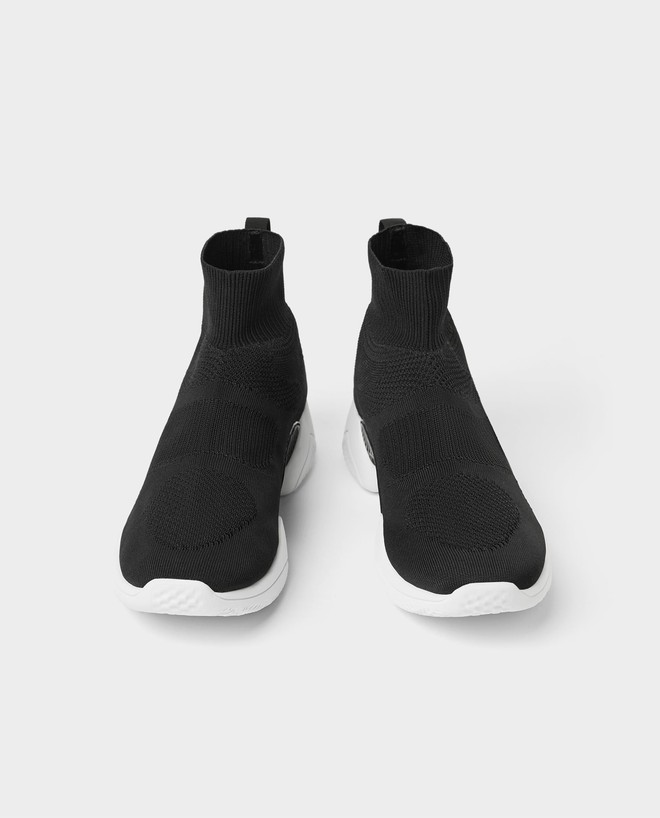 Mẫu sneakers mới nhất của Zara lại vướng nghi án đạo nhái Balenciaga và Rick Owens - Ảnh 9.