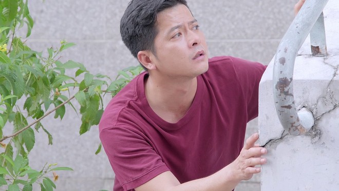 Gạo Nếp Gạo Tẻ tập 69: Bắt quả tang vợ t&igrave;nh tứ b&ecirc;n trai lạ, Kiệt nổi đi&ecirc;n xử l&yacute; cả hai người - Ảnh 6.