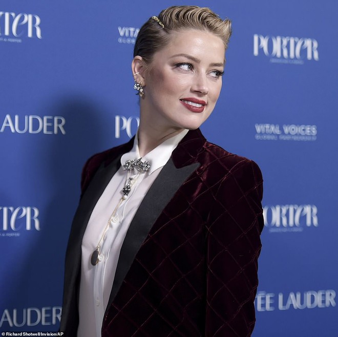 Đ&ecirc;m tiệc trở th&agrave;nh đấu trường nhan sắc: Miranda Kerr, Amber Heard đến Charlize Theron đều đẹp hết phần người kh&aacute;c! - Ảnh 14.