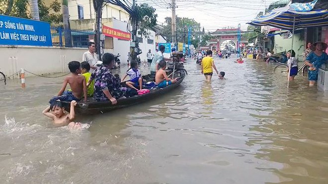 Cuộc sống người Cần Thơ những ngày phố biến thành... sông   - Ảnh 9.