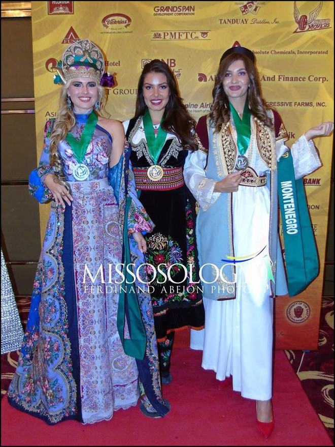 Miss Earth: Việt Nam giành huy chương vàng phần thi trang phục dân tộc