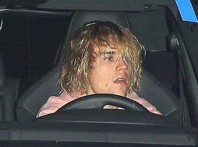 Justin Bieber buồn bã xuất hiện sau tin Selena Gomez nhập viện tâm thần - Ảnh 2.