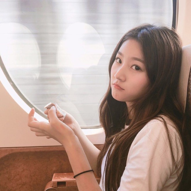 Kim Sae Ron: Sao nhí từng 2 lần đi thảm đỏ Cannes, nhan sắc Kim Yoo Jung, Kim So Hyun cũng phải kiêng dè - Ảnh 21.