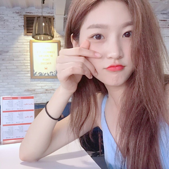Kim Sae Ron: Sao nhí từng 2 lần đi thảm đỏ Cannes, nhan sắc Kim Yoo Jung, Kim So Hyun cũng phải kiêng dè - Ảnh 22.