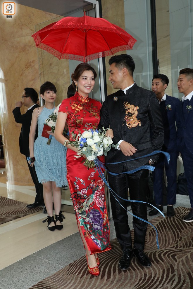 “Thị Đế” TVB rước thí sinh Hoa hậu Hong Kong kém 13 tuổi về dinh, dàn Á hậu người đẹp Hong Kong nô nức có mặt - Ảnh 4.