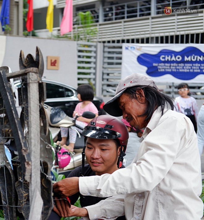 30 năm rong ruổi đường phố Sài Gòn của chú Bảy mặt nạ: Từng đạp xe suốt nhiều ngày không bán nổi 1 chiếc! - Ảnh 5.