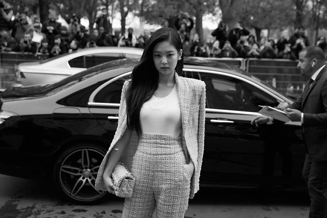 Không phải vòng 1 hay eo, đây là đặc điểm giúp Jennie (Black Pink) lúc nào cũng sexy dù kín cổng cao tường - Ảnh 7.