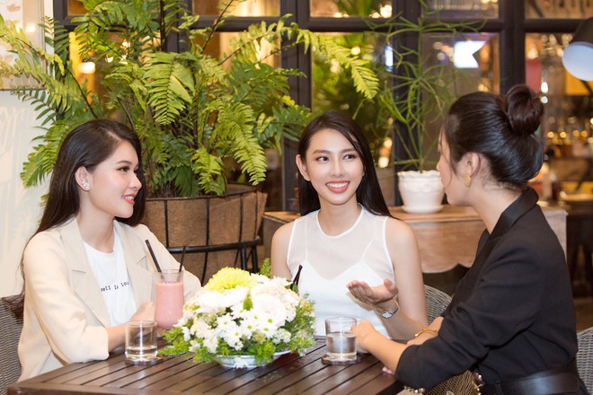 Trước ngày lên đường thi Miss international, Thùy Tiên vui vẻ hội ngộ