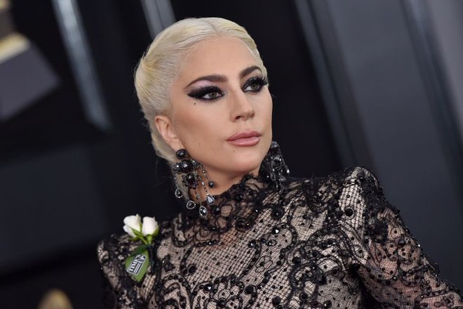 Từng tự dìm hàng bằng những bộ đồ quái lạ, nhưng hóa ra Lady Gaga cũng có nhan sắc thuộc hàng mỹ nhân như ai! - Ảnh 12.