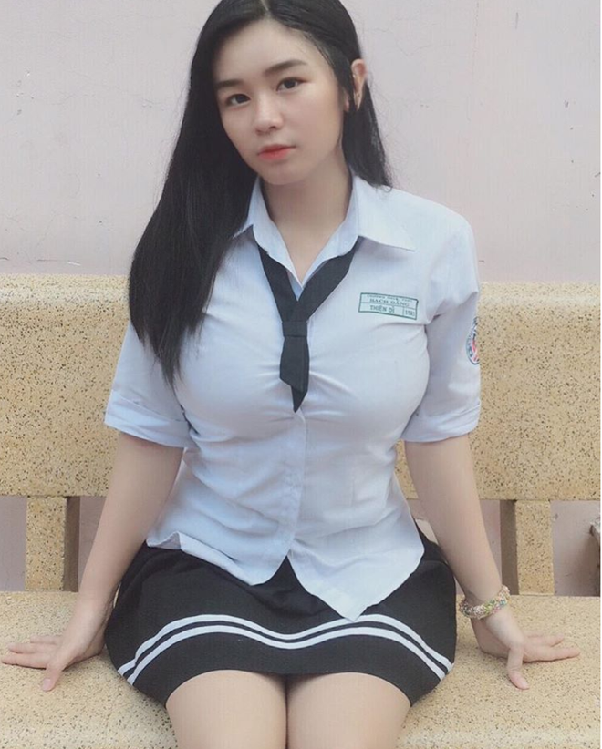 Thiếu nữ S&agrave;i G&ograve;n sinh năm 2001: V&ograve;ng 1 lớn gi&uacute;p t&ocirc;n d&aacute;ng v&agrave; khiến m&igrave;nh tr&ocirc;ng nữ t&iacute;nh hơn - Ảnh 5.