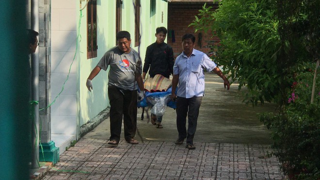 Người đàn ông nghi bị đâm chết vì vào nhà nghỉ “tâm sự” với thiếu nữ đã có chồng ở Sài Gòn - Ảnh 2.