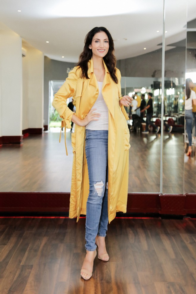 Minh Tú tất bật tập luyện cùng siêu mẫu quốc tế Cindy Bishop cho cuộc đua Miss Supranational 2018 - Ảnh 7.