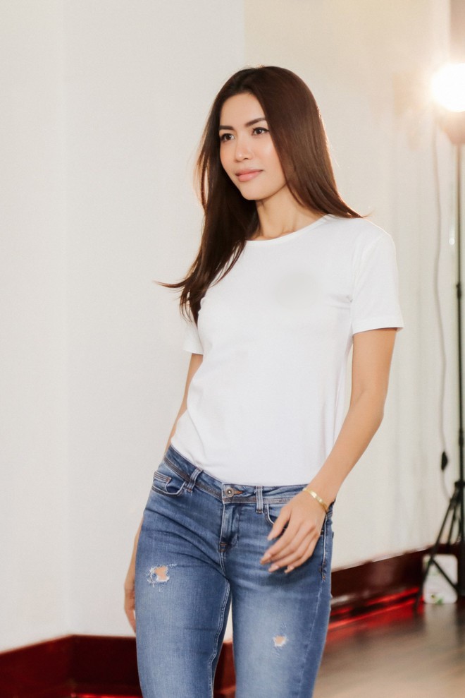 Minh Tú tất bật tập luyện cùng siêu mẫu quốc tế Cindy Bishop cho cuộc đua Miss Supranational 2018 - Ảnh 1.