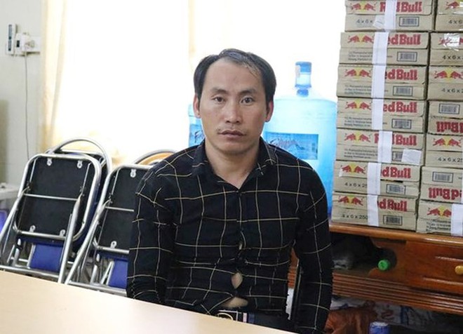 Thủ đoạn tinh vi của c&aacute;c đối tượng giấu 198 b&aacute;nh heroin trong m&aacute;y x&uacute;c - Ảnh 7.