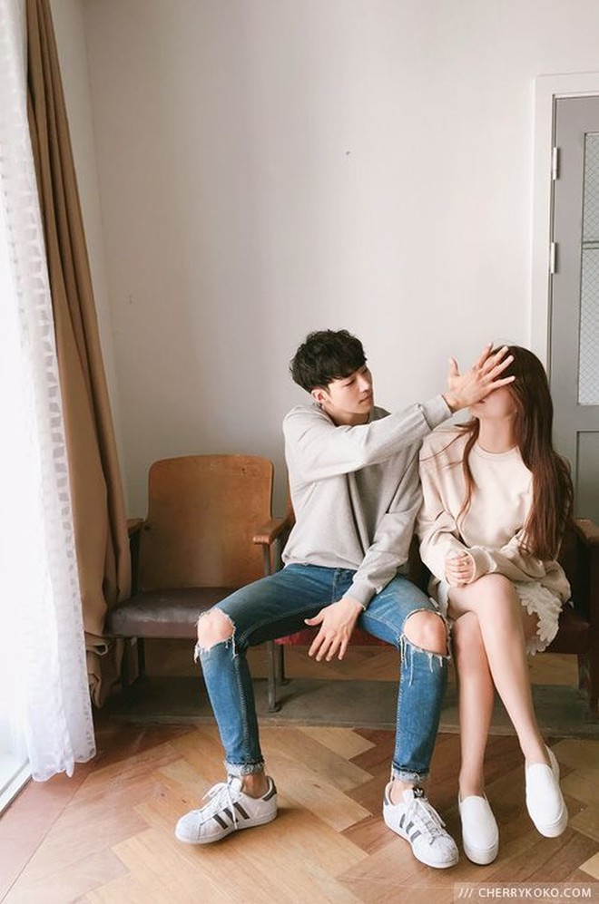 20/10 nhận qu&agrave; l&agrave; cốc tr&agrave; sữa, c&ocirc; g&aacute;i ng&uacute;ng nguẩy chia tay bạn trai - Ảnh 2.