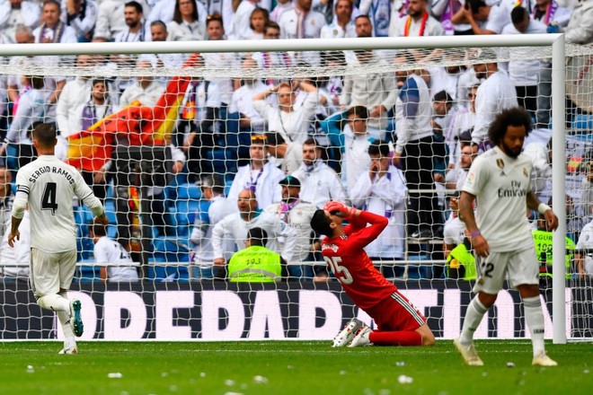 Đen đủi không để đâu cho hết, Real Madrid thất bại đau đớn ngay trên thánh địa Bernabeu - Ảnh 5.