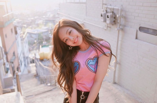 Đây là cách phát hành ca khúc solo đầu tay đặc biệt của Jennie (BlackPink) - Ảnh 1.